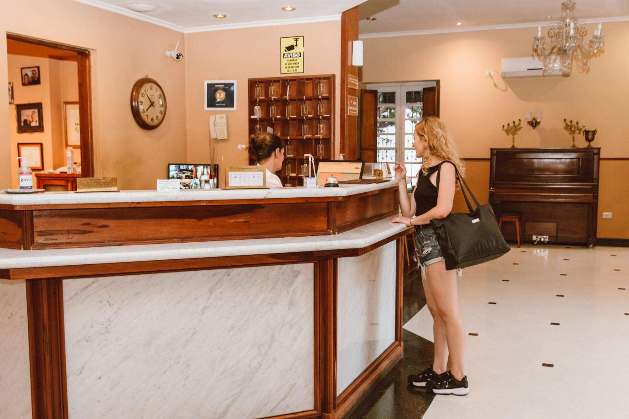 Hotel Francia Tandil Esterno foto